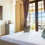 Apartment Color - South Paradise 1 *